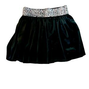 XXI Women's Black Flare Skirt w/ leopard elastic waist- Size Medium